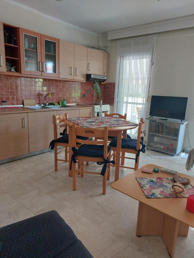 Luminosa Village Apartment Nea Iraklitsa Luaran gambar